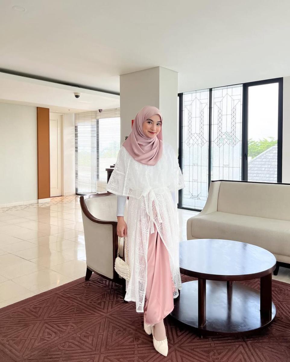 ide baju muslim untuk Lebaran ala Olivia Finda (instagram.com/oliviafindas)