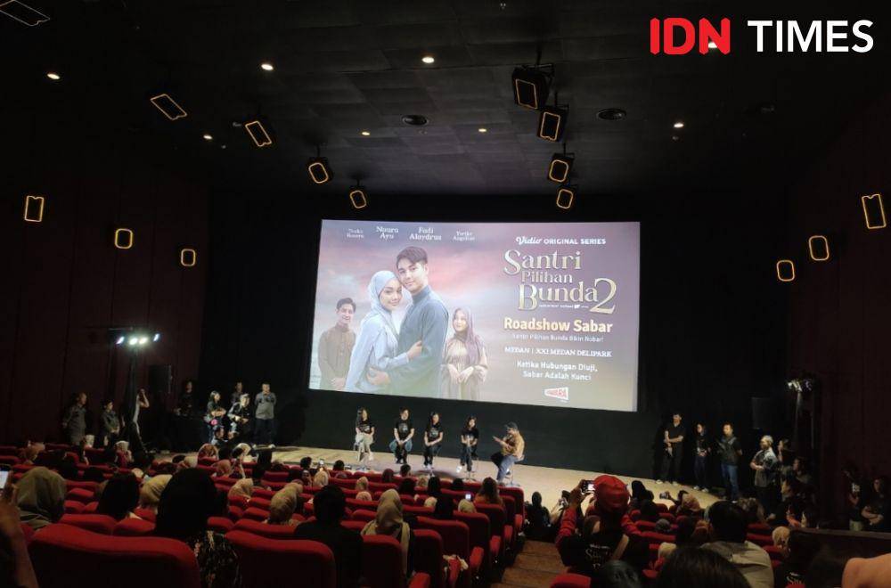 Suasana roadshow Sabar dan nobar film Santri Pilihan Bunda 2 di Kota Medan (IDN Times/Indah Permata Sari)