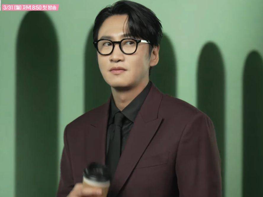 Cuplikan Lee Kwang Soo di The Divorce Insurance (youtube.com/tvN DRAMA)