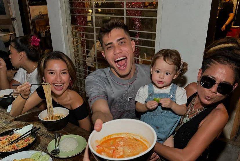 Potret Aisar Khaled ke Bali Lagi, Reuni sama Keluarga Jennifer Coppen