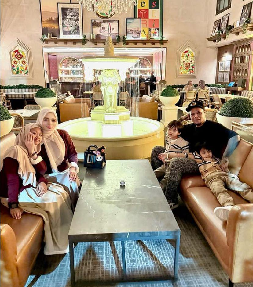 potret Inara Rusli dan Virgoun buka puasa bersama demi anak (Instagram.com/mommy_starla)