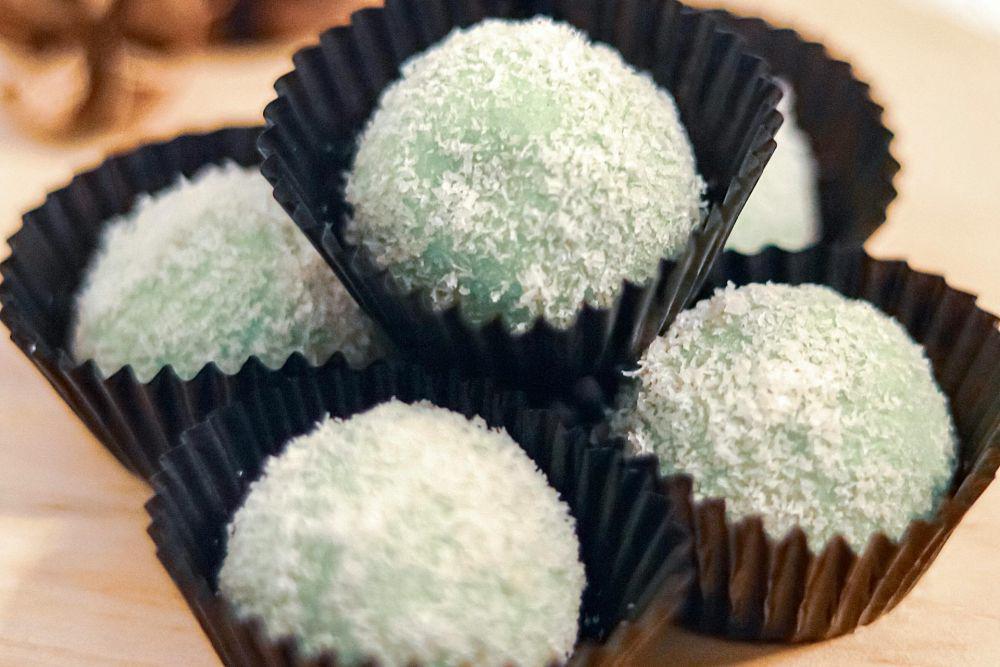 Resep Pandan Snowball Cookies, Kue Kering Unik Spesial Lebaran!