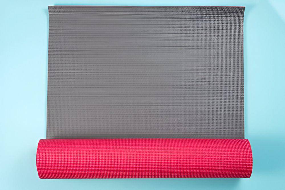 ilustrasi matras yoga (freepik.com/freepik)