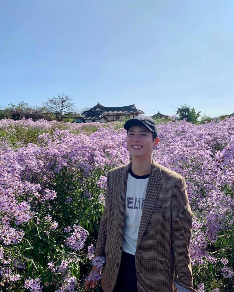 Inspirasi outer ala Park Bo Gum (instagram.com/bogummy)
