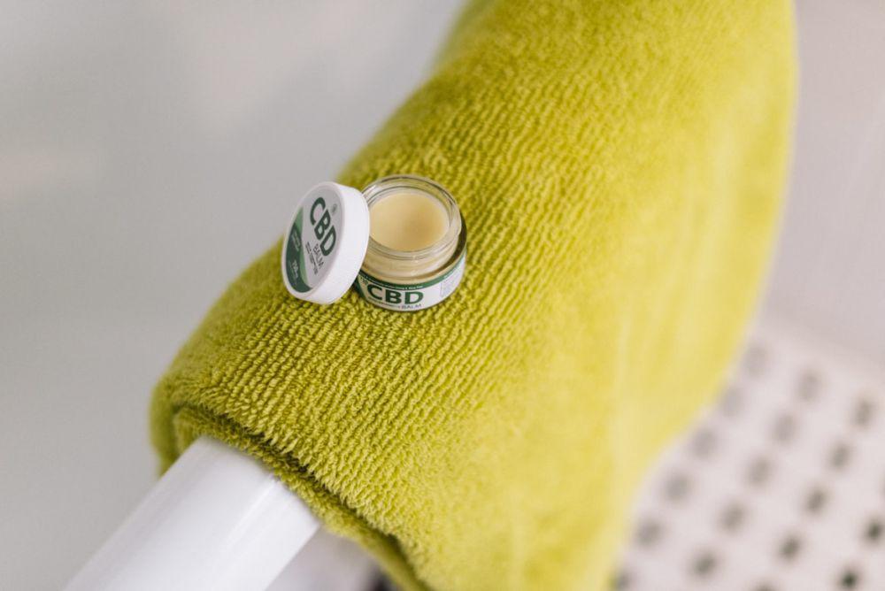 4 Rekomendasi Lip Balm dengan SPF, Bibir Jadi Segar!