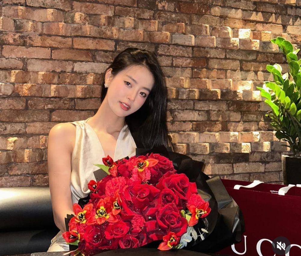 Bui Khanh Linh (instagram.com/buikhanhlinh02)