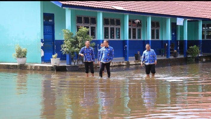 4 Sekolah di Palembang Banjir, Disdik Izinkan Belajar Daring