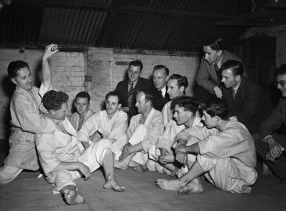 ilustrasi judoka (commons.wikimedia.org/Geoff Charles)