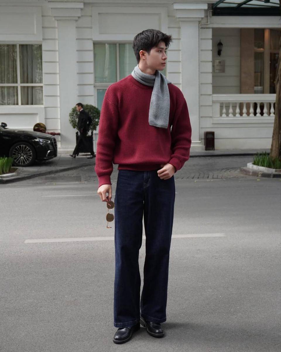 OOTD maroon (instagram.com/tuananh_711)