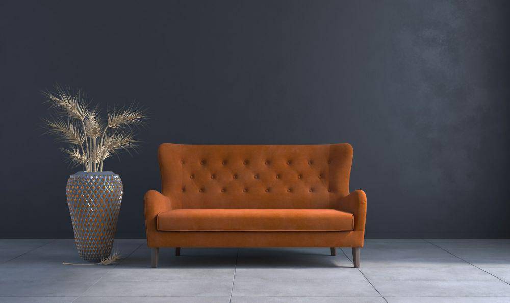 sofa ruang keluarga (unsplash.com/Guven Gunes)