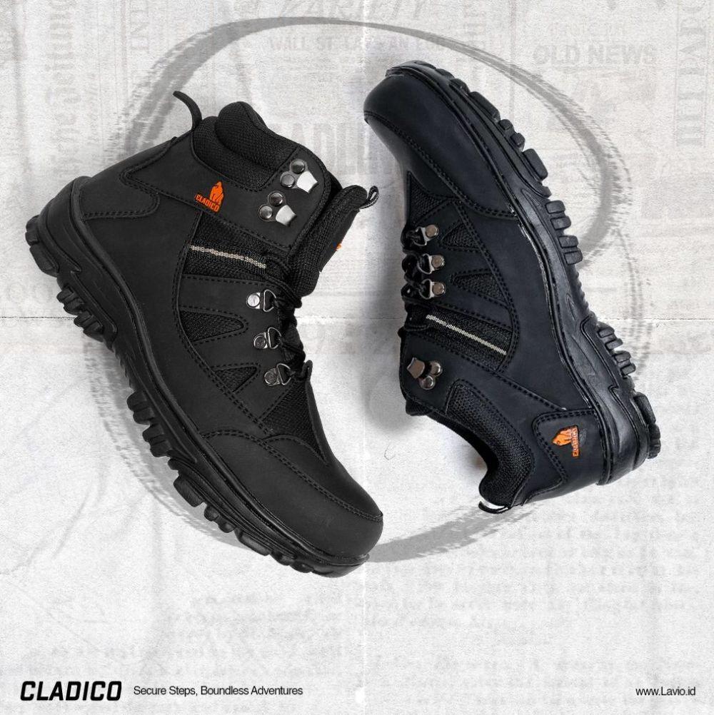 sepatu boots Cladico (shopee.co.id/Lavio Footwear Official Shop)