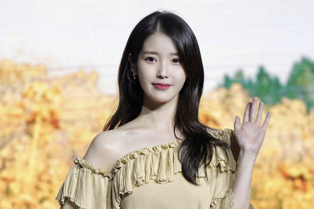 IU (instagram.com/iu_edamofficial)