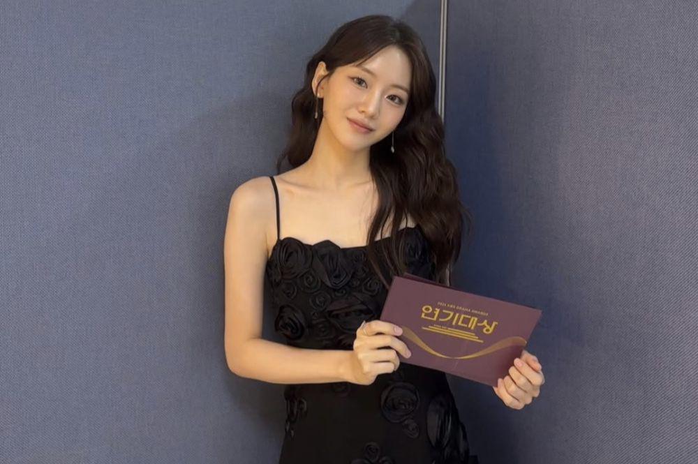 Cho Yi Hyun (instagram.com/yihyun_1208)