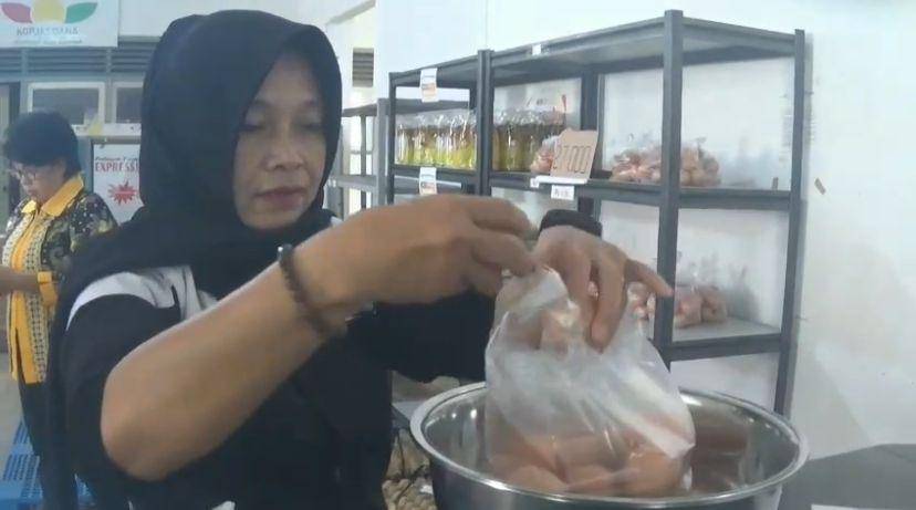Tempat penjualan telur di Bandar Lampung. (IDN Times/Muhaimin)