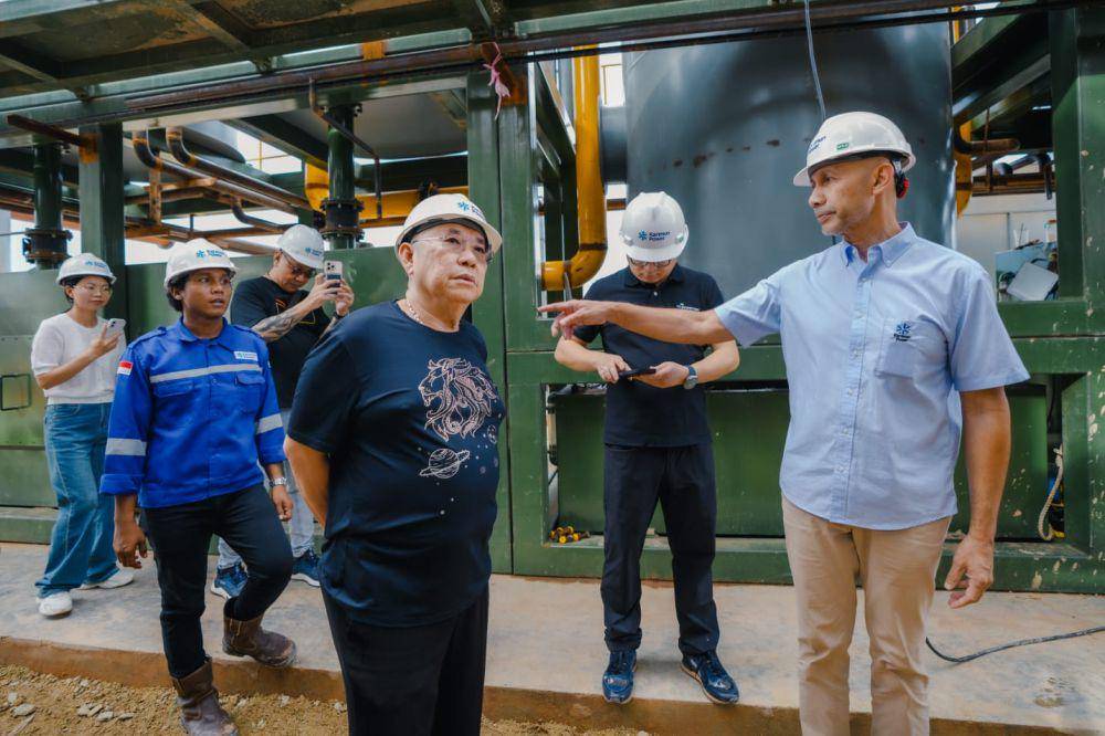 Founder JHL Group, Jerry Hermawan Lo, mengunjungi PT Karimun Power Plant di Karimun (Dok:istimewa)