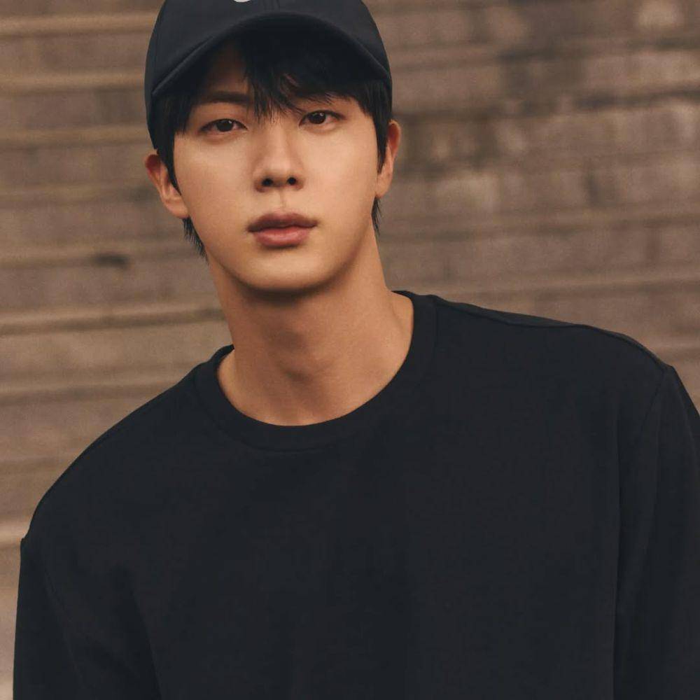 Jin BTS (instagram.com/jin)