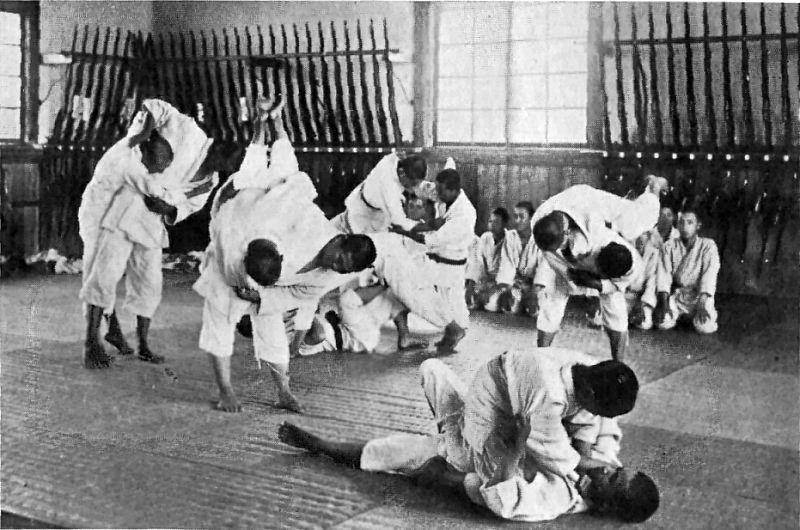 ilustrasi jujitsu (commons.wikimedia.org/Project Gutenberg)
