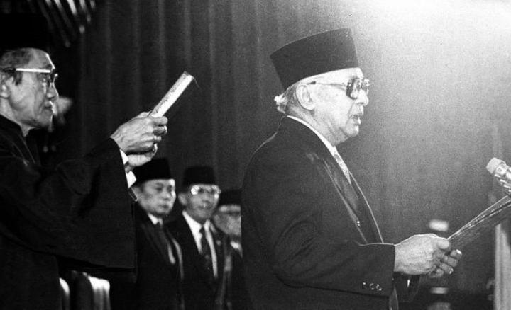 10 Tokoh Calon Pahlawan Nasional, Ada Soeharto hingga Gus Dur