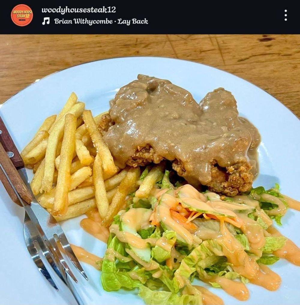 Woody House Steak 12 (instagram.com/woodyhousesteak12)