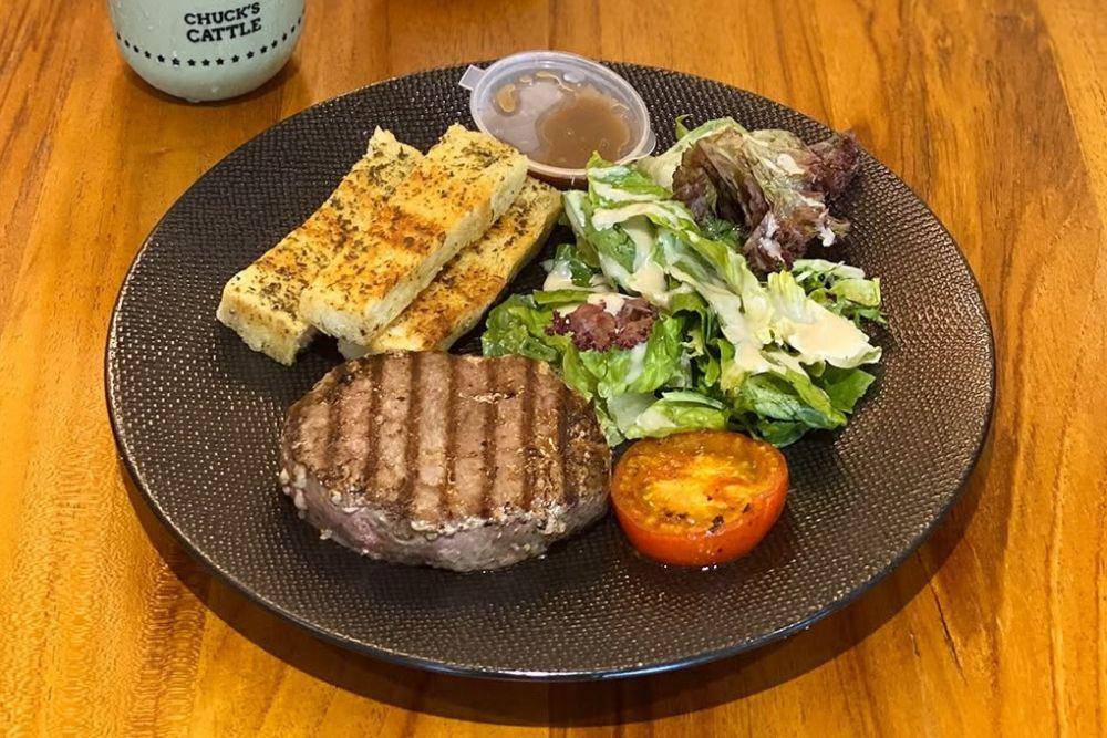 Chuck's Cattle (instagram.com/chuckscattle.id)