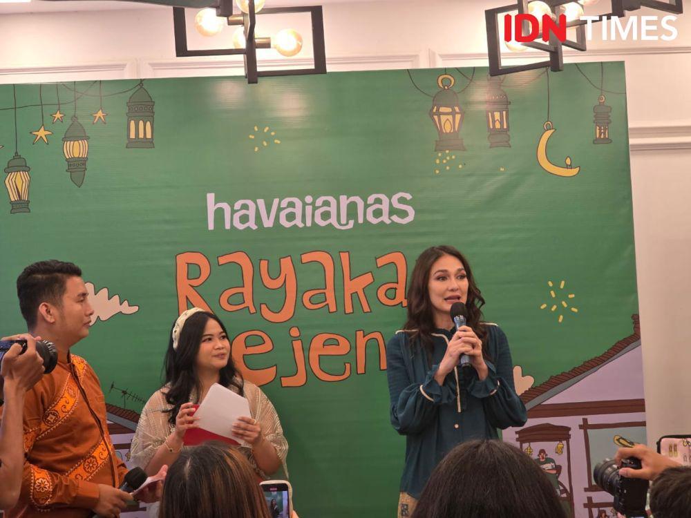 Luna Maya: Pakai Sandal Jadi Gaya Stylish yang Pas buat Lebaran