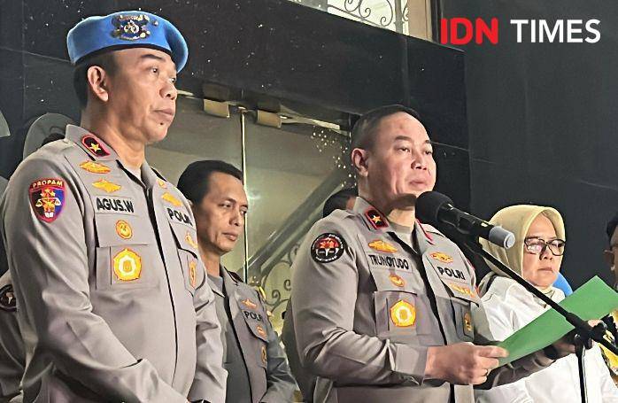 Ilustrasi polisi memberikan keterangan (IDN Times/Irfan Fathurahman)