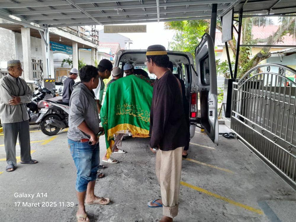 Jemaah Masjid Balikpapan Meninggal Dunia setelah Salat Witir