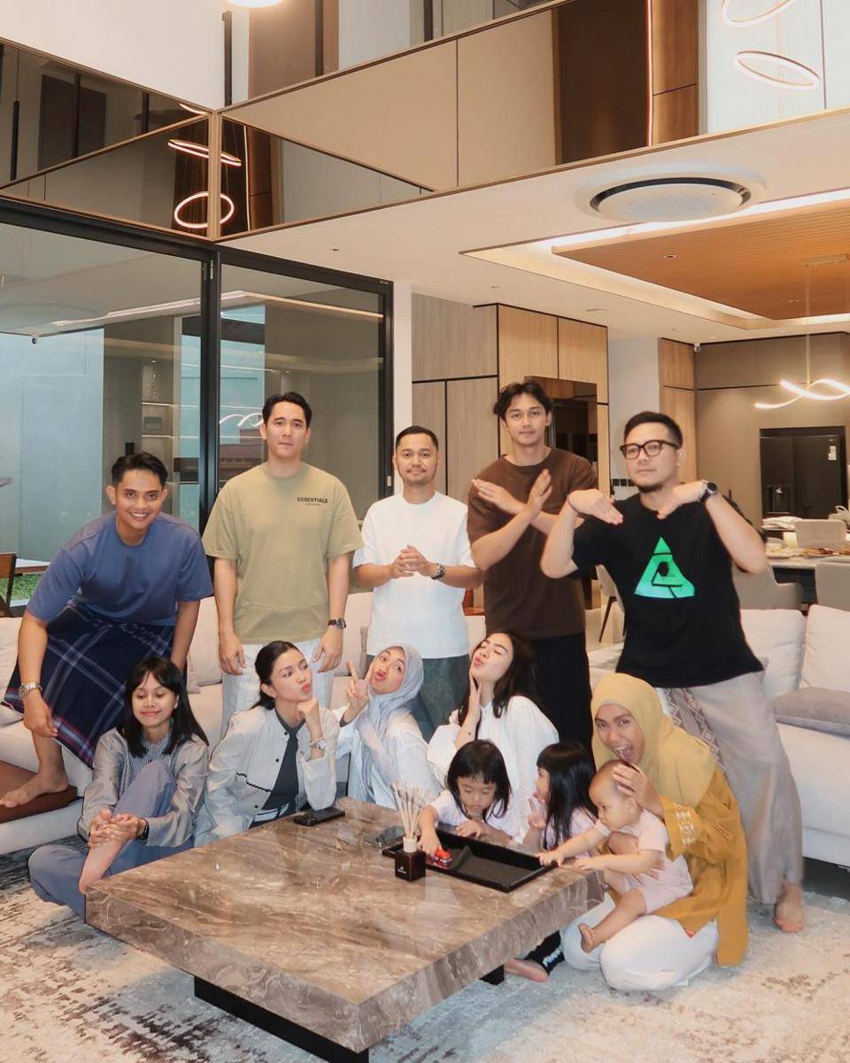 Felicya Angelista dan geng bukber (Instagram.com/felicyaangelista_)