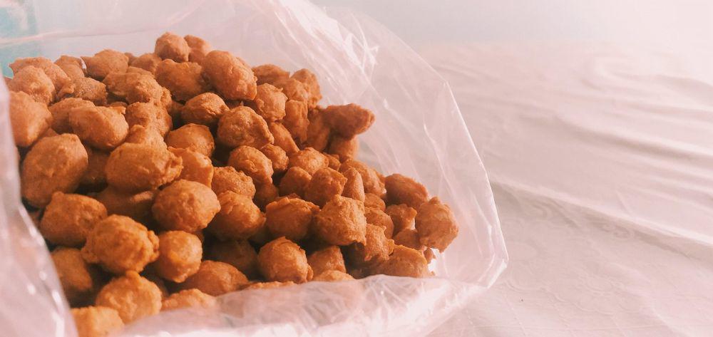 5 Tips Membuat Kacang Telur Manis Pakai Oven, Hasil Renyah Sempurna