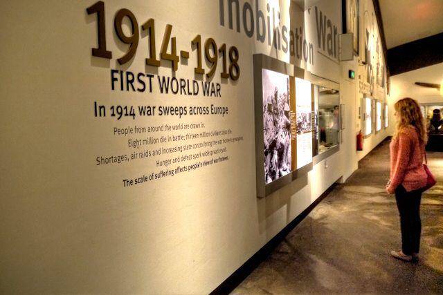 potret-potret Perang Dunia I di Imperial War Museum North (commons.wikimedia.org/David Dixon)