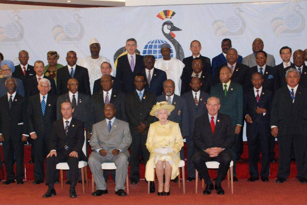 foto Kepala Delegasi selama Sesi Eksekutif dalam Pertemuan Negara Persemakmuran di Kampala, Uganda pada 23 November 2007 (commons.wikimedia.org/Prime Minister's Office)