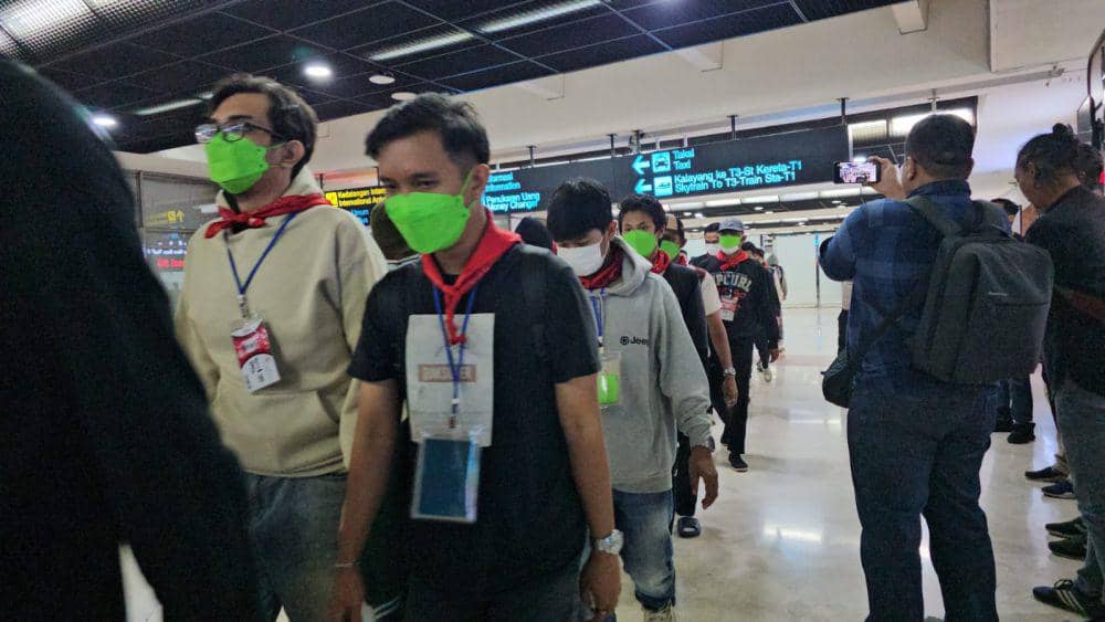 Dievakuasi dari Daerah Konflik Myanmar, 400 WNI Akan Tiba di Soetta