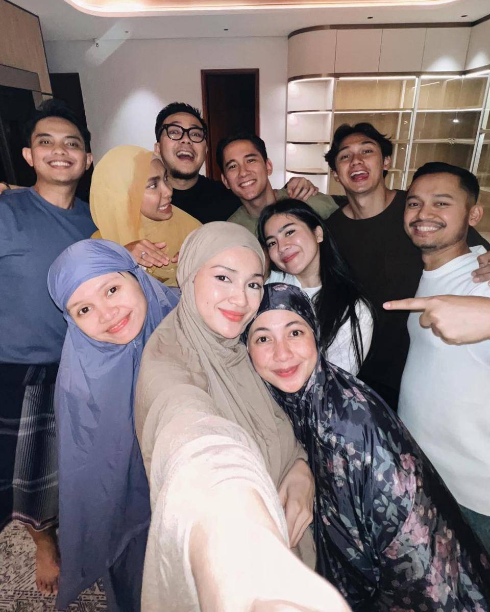 Felicya Angelista dan geng bukber (Instagram.com/felicyaangelista_)