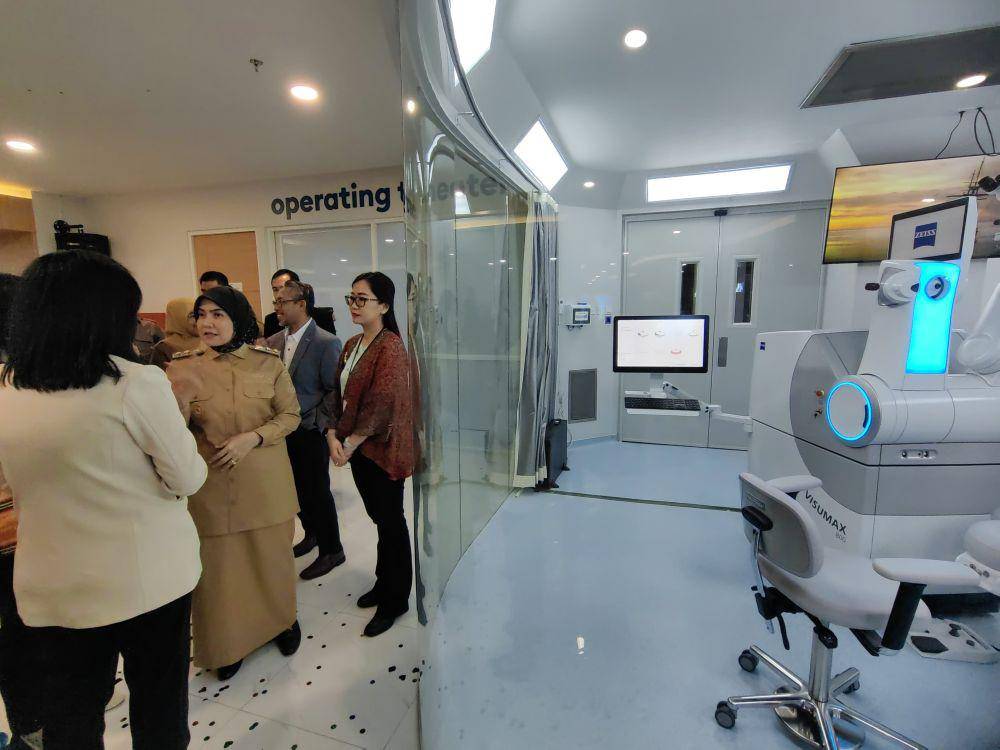 EyeQu LASIK & Eye Center resmi dibuka di Makassar, Senin (18/3/2025). (Dok. Istimewa)