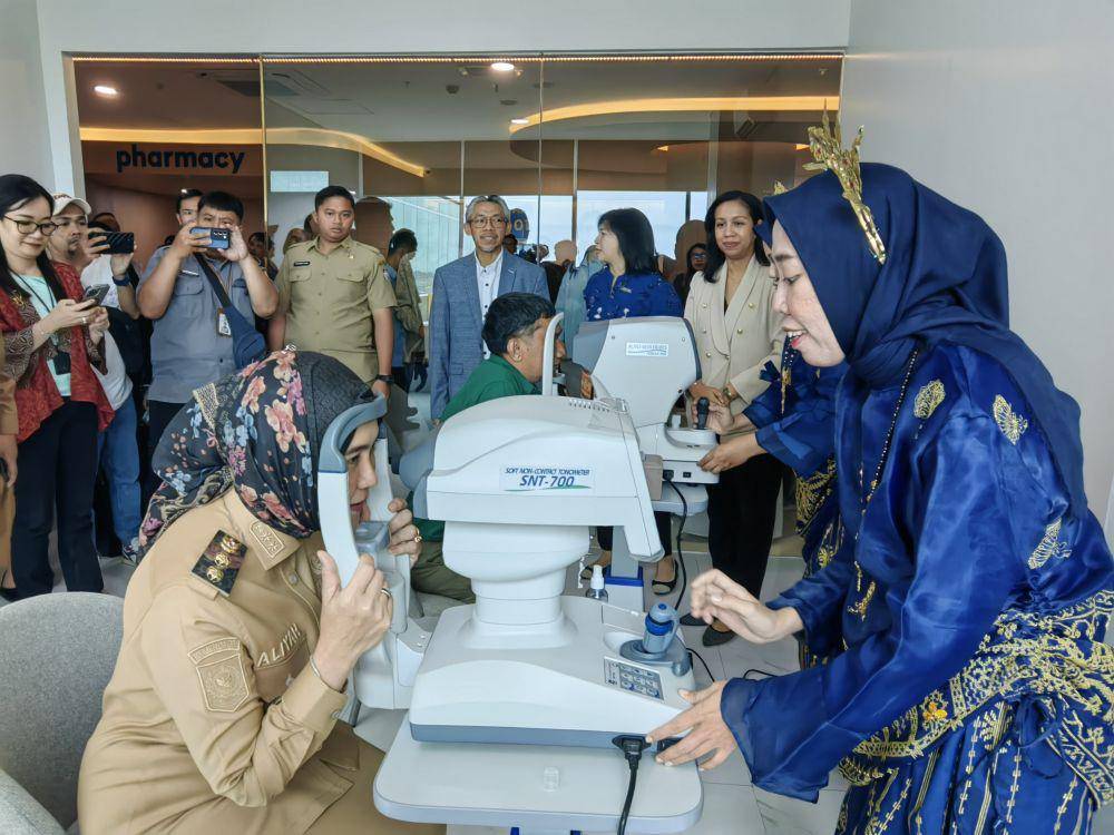 EyeQu LASIK & Eye Center resmi dibuka di Makassar, Senin (18/3/2025). (Dok. Istimewa)