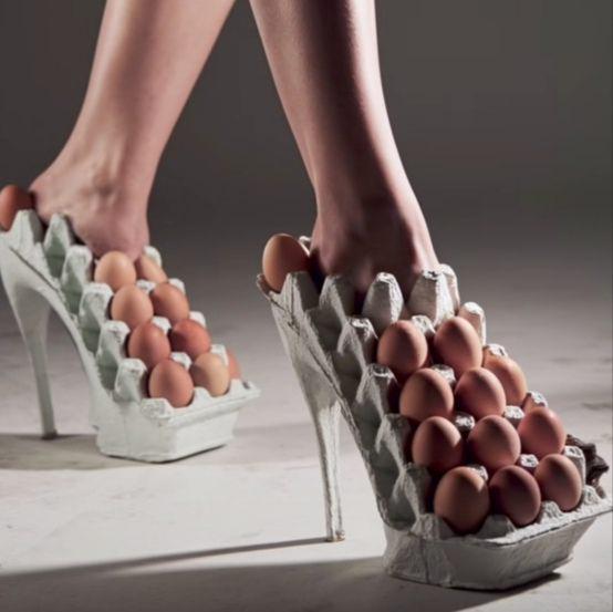 7 Model Sepatu yang Jadi Bahan Gunjingan Jika Kalian Pakai