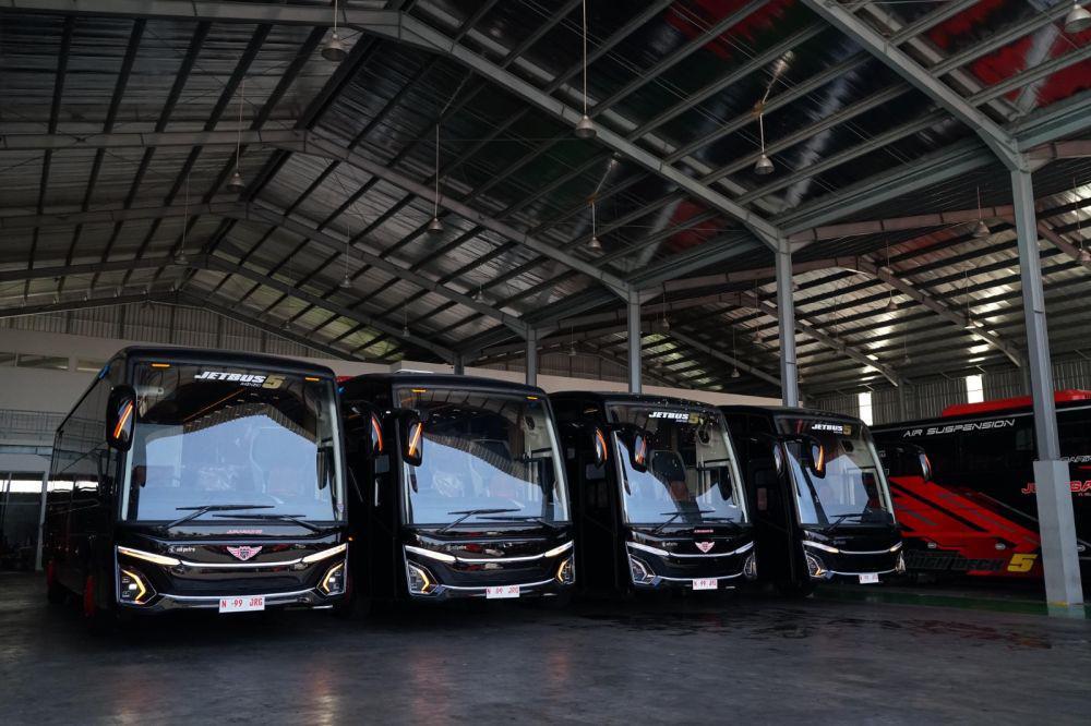 Juragan 99 Perkenalkan 4 Unit Bus Baru untuk Mudik Lebaran