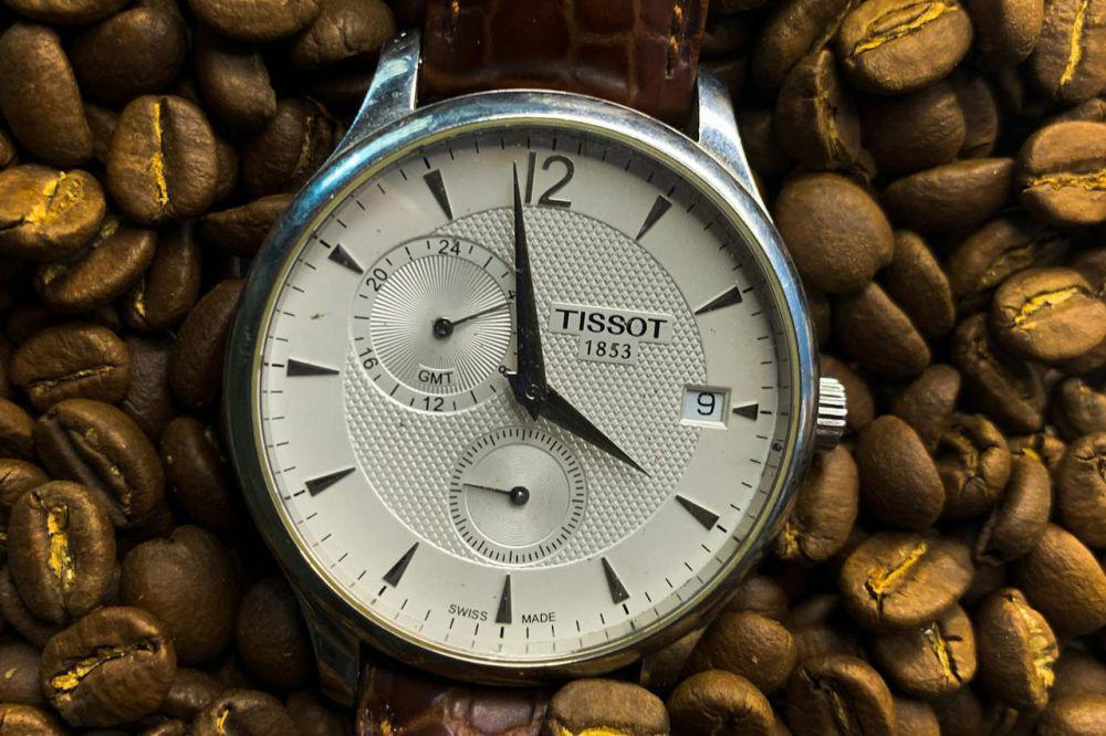 potret jam tangan Tissot (pexels.com/Daiwik Shah)