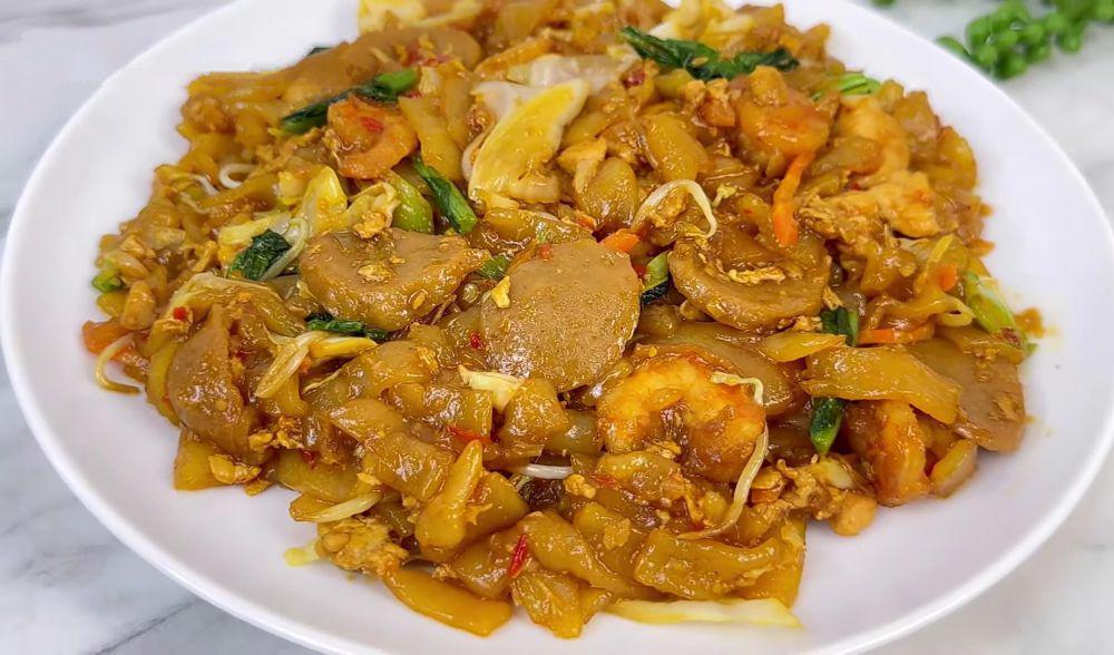 Resep Kwetiau Goreng Bumbu Jawa, Medok dan Gurihnya Juara!
