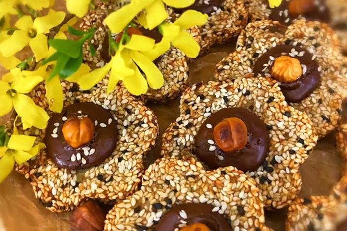 Resep Kue Pisang Tabur Wijen yang Renyah untuk Lebaran