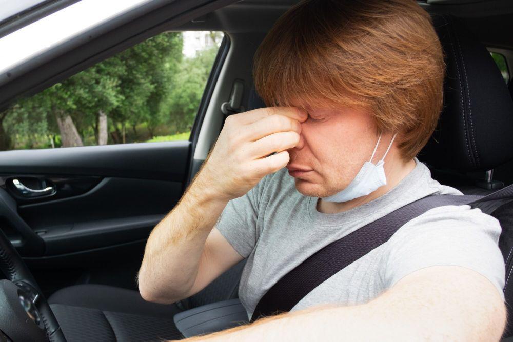 7 Cara Mencegah Mata Kering saat Mudik