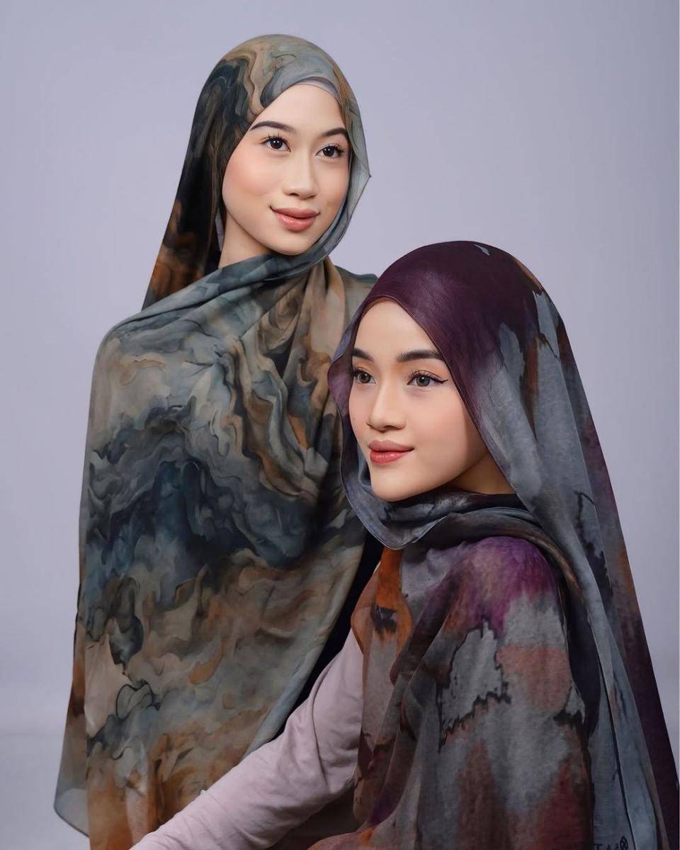 Rekomendasi Pasmina Brand Lokal untuk Lebaran (instagram.com/sattka_)