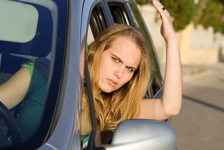 5 Cara Mengendalikan Emosi di Jalan saat Bepergian