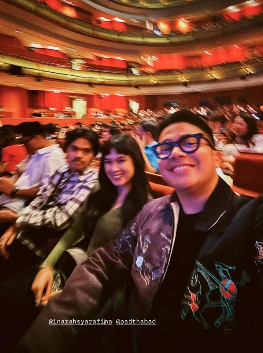 Artis nonton Lalaland in Concert (instagram.com/umayshahab)