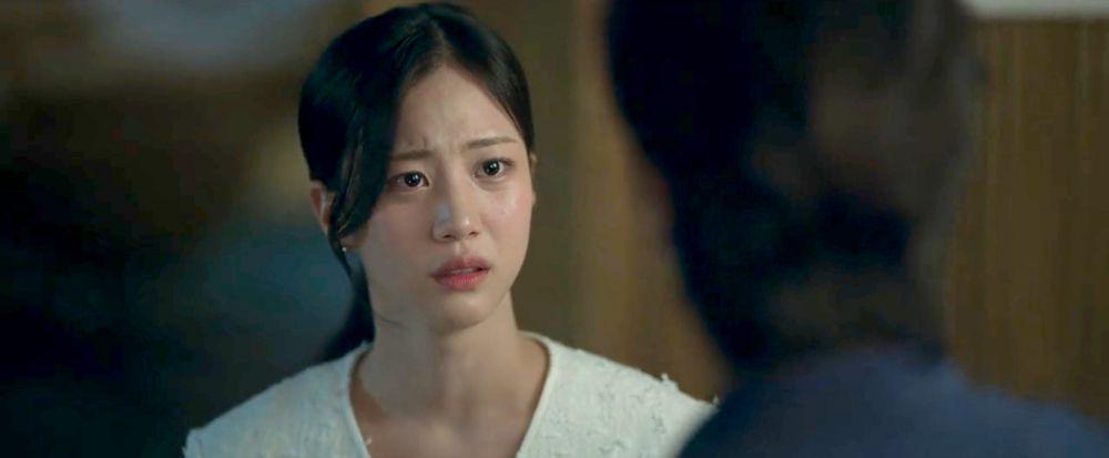 Cuplikan drama Buried Hearts (dok. SBS/Buried Hearts)