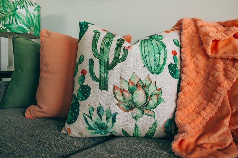 menata ruang tamu (pexels.com/Designecologist)