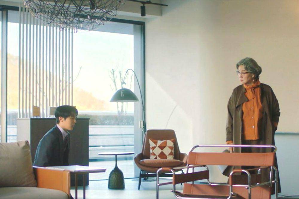 still cut My Dearest Nemesis (dok. tvN/My Dearest Nemesis)