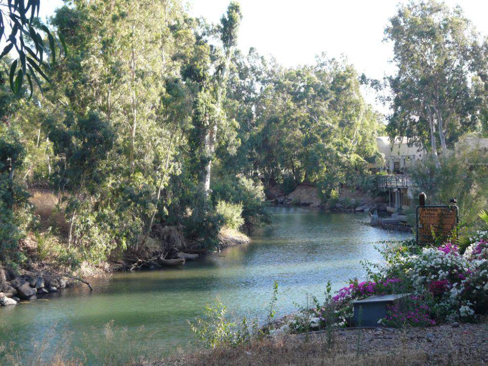 Sungai Yordania (commons.wikimedia.org/random exposure)