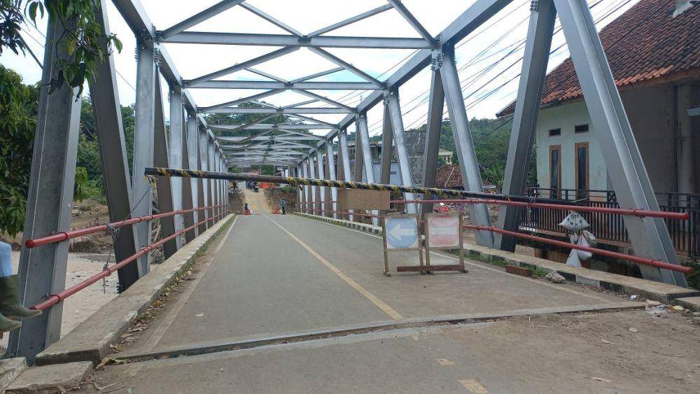 Jembatan Bojongkopo Sukabumi masih ditutup (IDN Times/Istimewa)