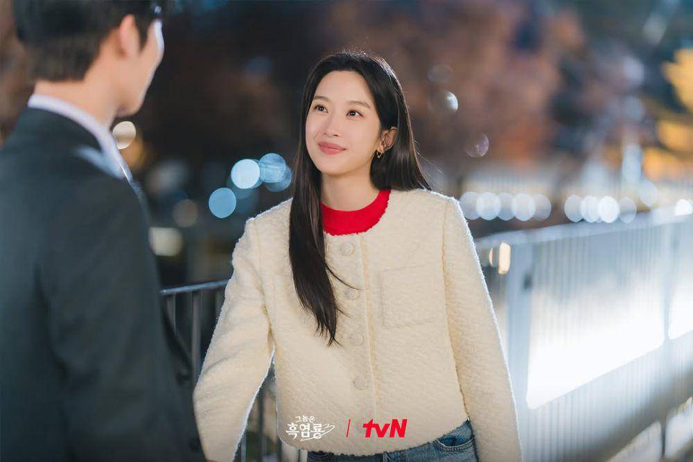 11 Bentuk Dukungan Su Jeong pada Ju Yeon di My Dearest Nemesis
